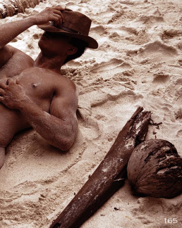 Homme-6-精壯美男魚